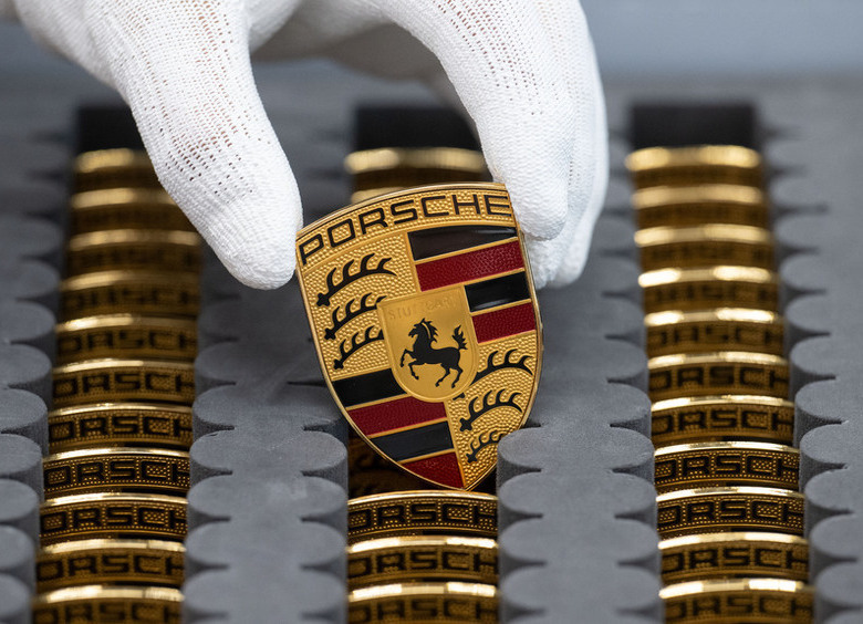 Ну и до свидания: Porsche принял решение покинуть Германию