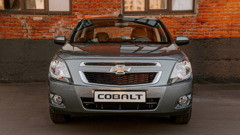 В России появился неубиваемый бюджетный Chevrolet — аналог «Гранты». Сколько он стоит