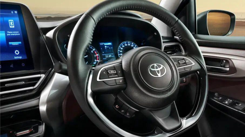 У Toyota появился новый надежный кроссовер по цене «Нивы»