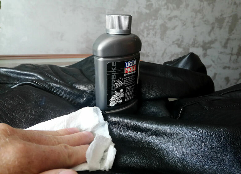 Поддержание костюма в форме: как почистить велосипедное снаряжение, чтобы оно не превратилось в тряпки