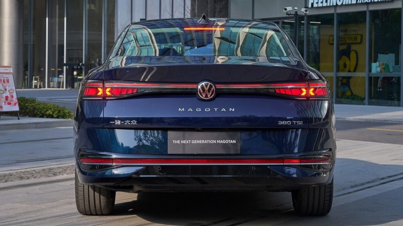 Преемник Volkswagen Passat рассекречен за месяц до премьеры. Первые фото